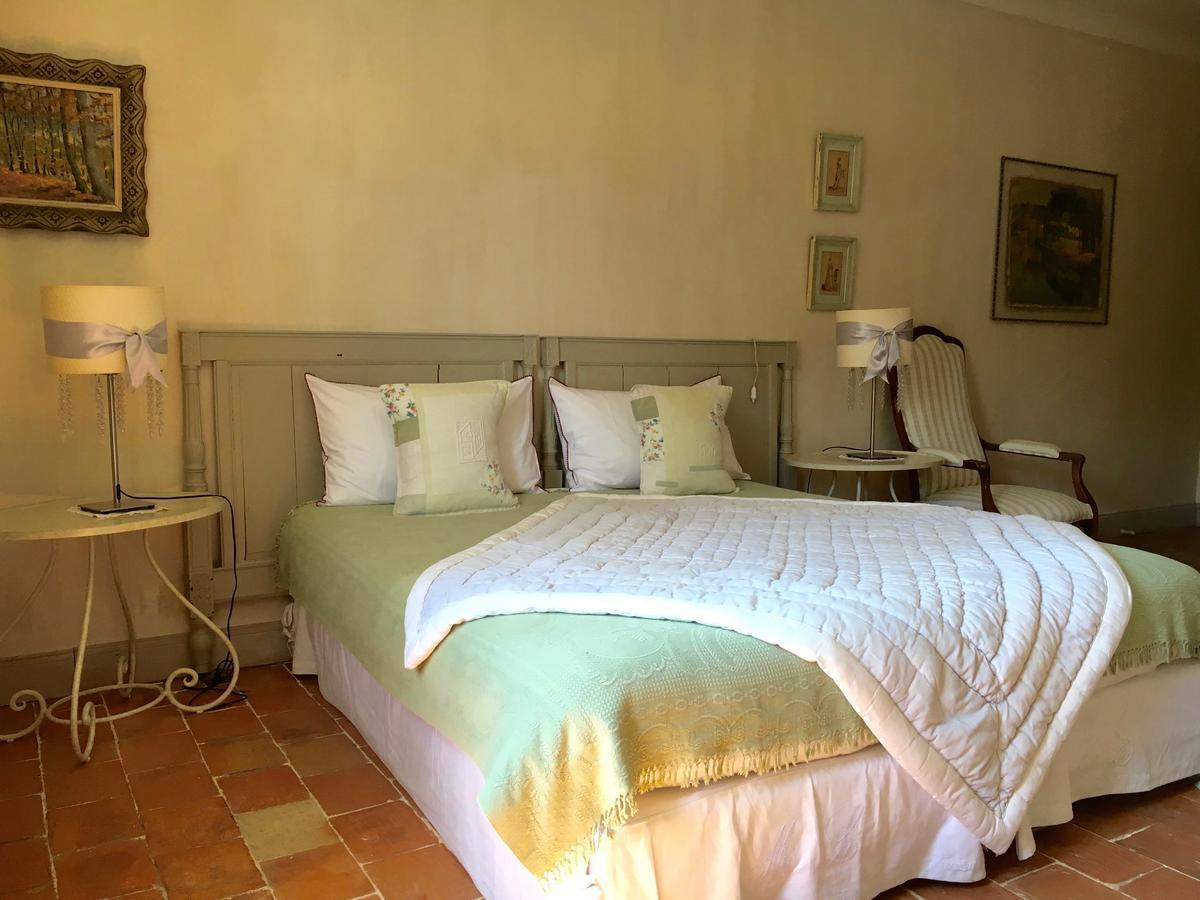 Les Volets Bleus Bed & Breakfast Arcangues Exterior foto