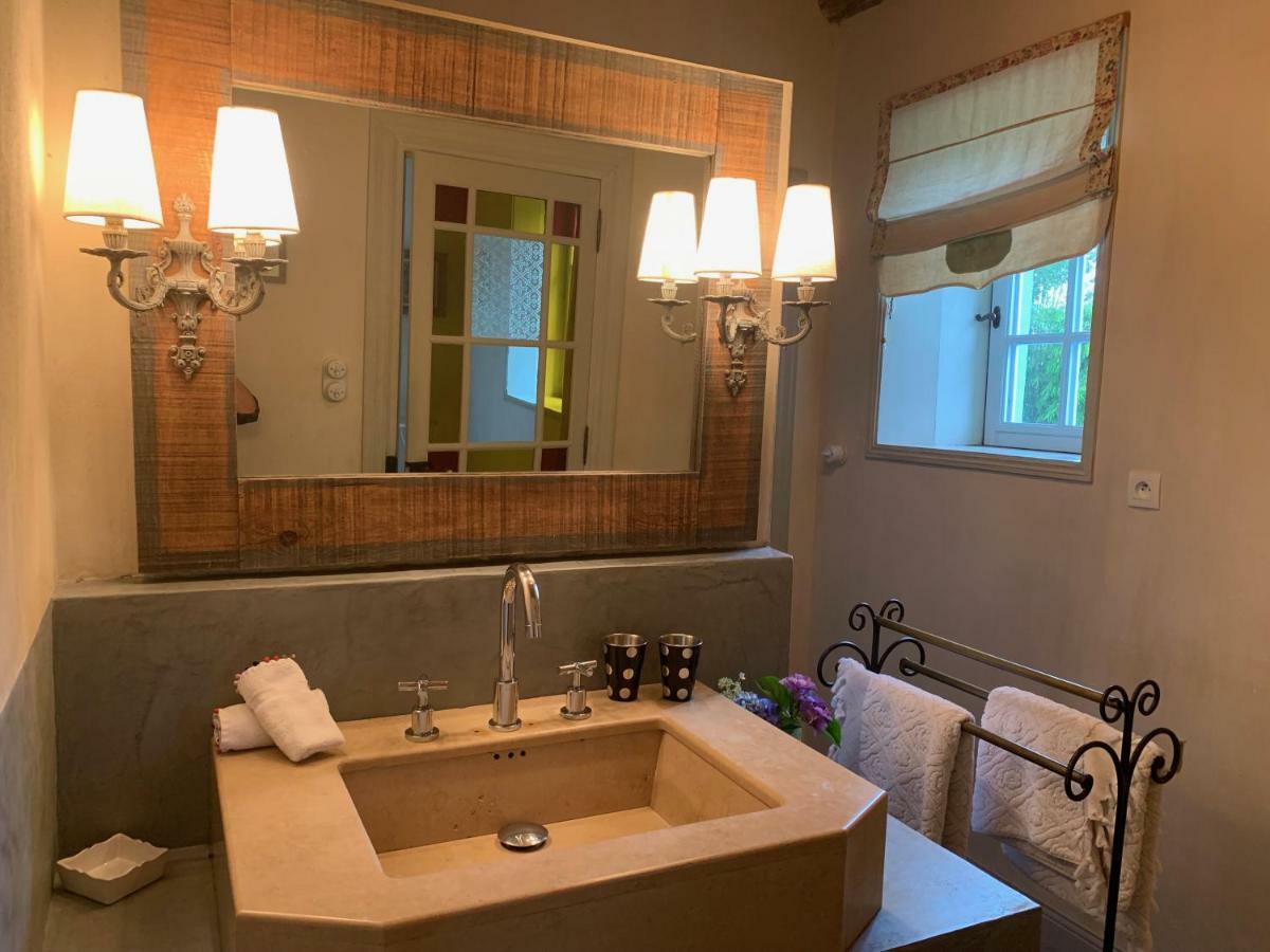 Les Volets Bleus Bed & Breakfast Arcangues Exterior foto