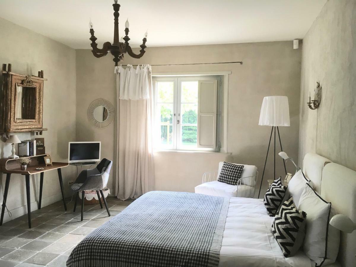 Les Volets Bleus Bed & Breakfast Arcangues Exterior foto